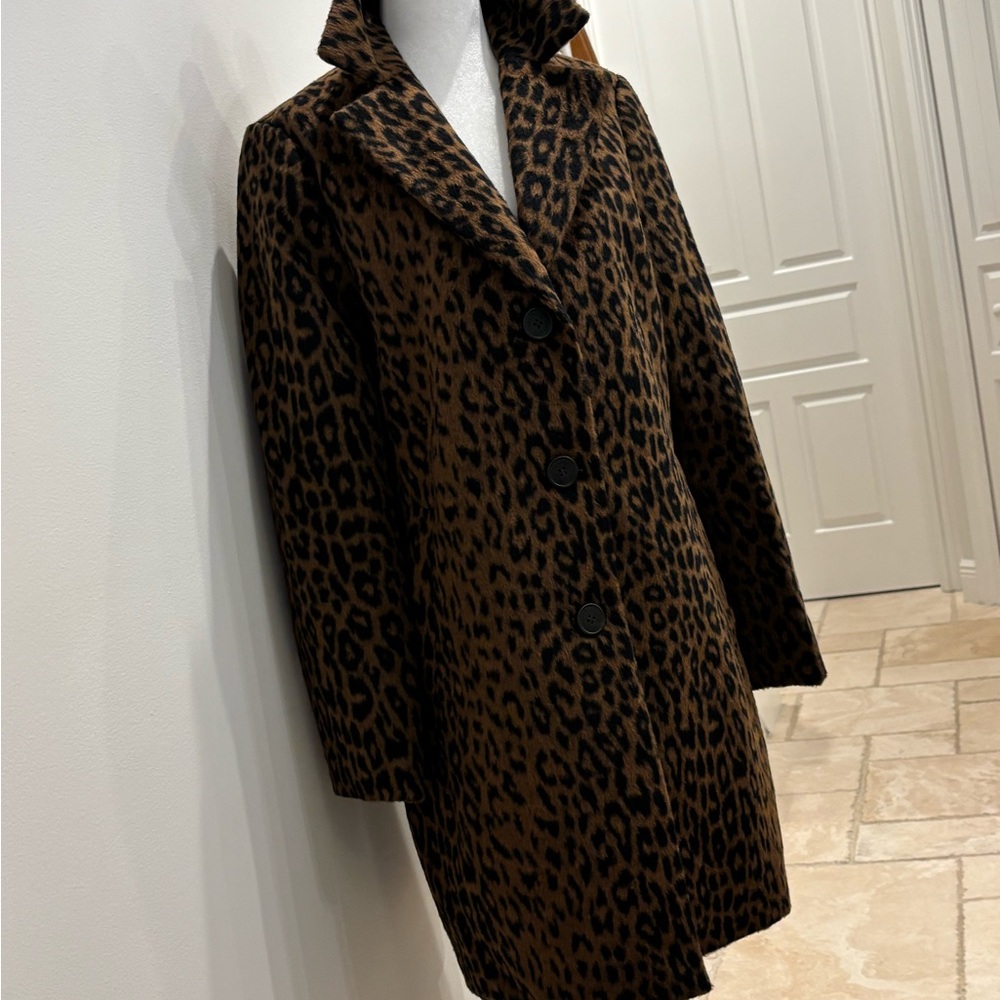 Tahari Leopard Print Trench Coat - Picture 6 of 7